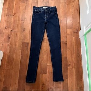 Levi’s skinny jeans
